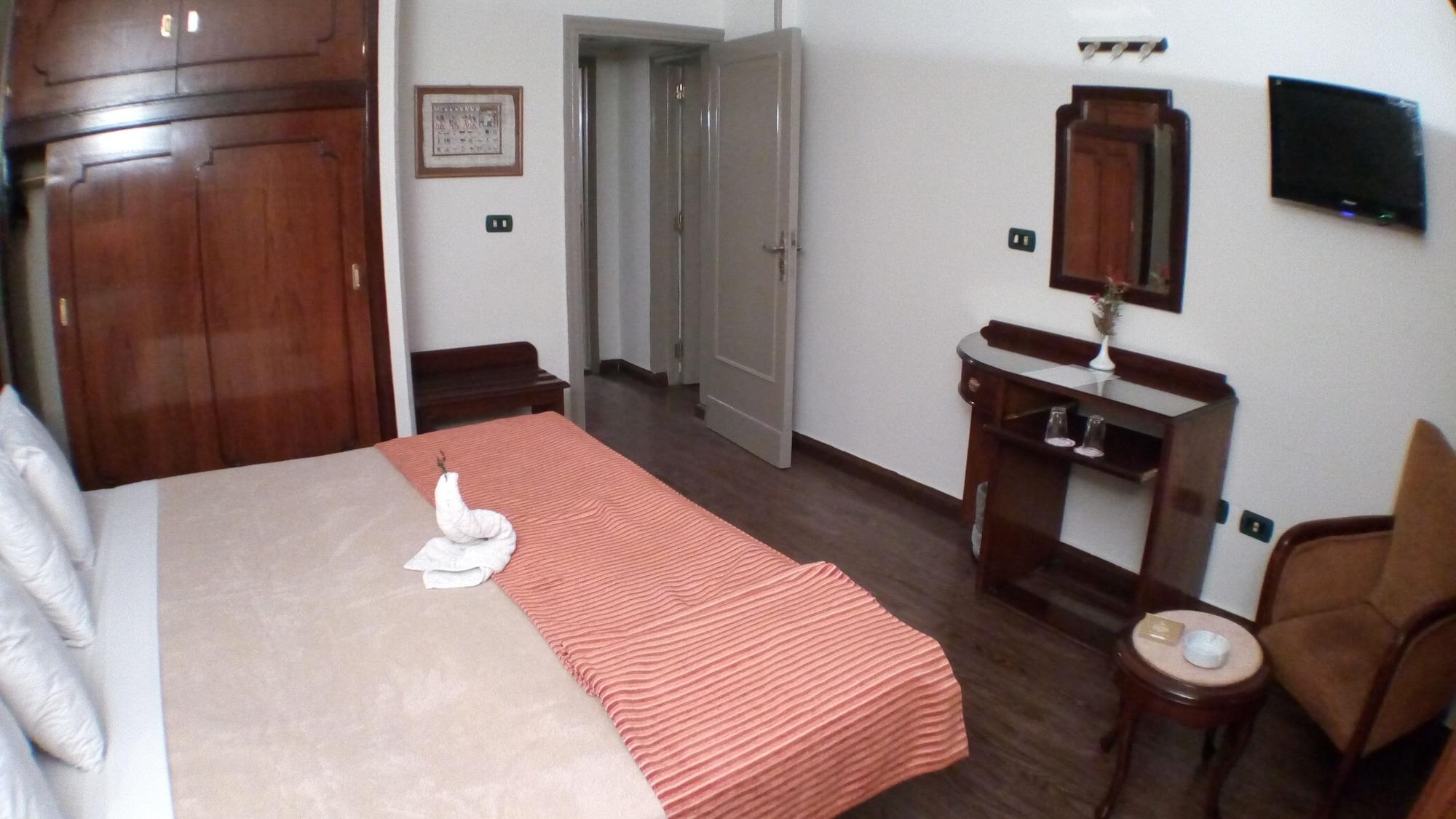 Zayed Hotel Giza